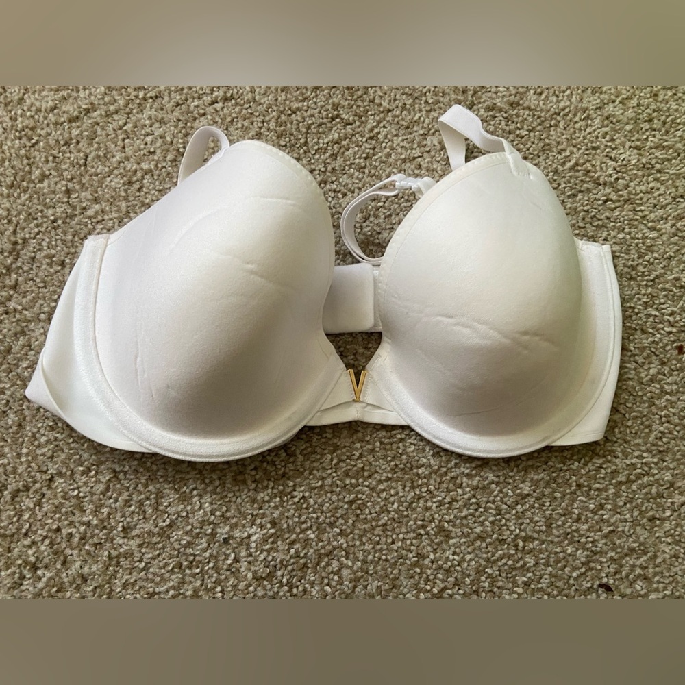 Victoria's Secret White Plunge T-Shirt Bra 34D